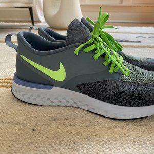 Nike Odyssey React 2 Flynit Sneakers [Lightly Use]